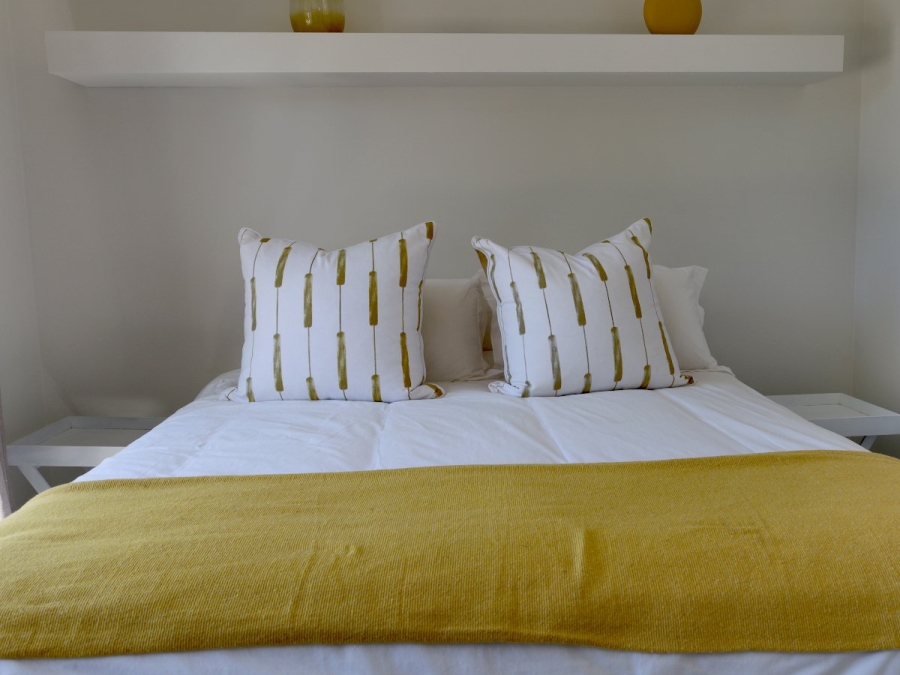 2 Bedroom Property for Sale in De Zicht Estate Western Cape